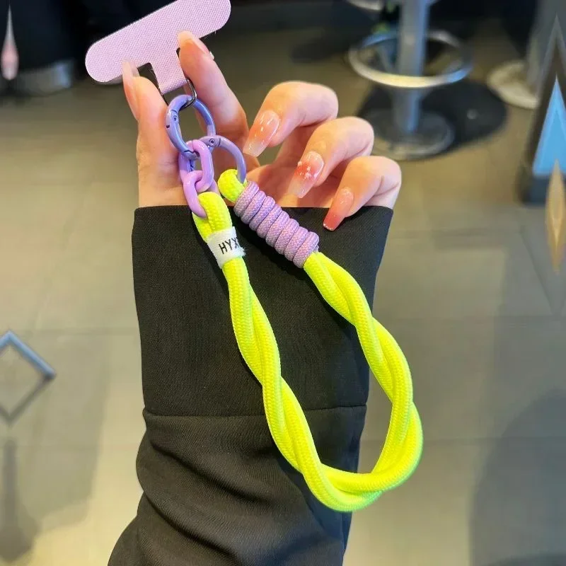 Phone Cases With Loop - ファッショナブルで丈夫な携帯電話用ストラップ、装飾用ツイストロープ、紛失防止ペンダント、全機種対応のショートリストストラップ